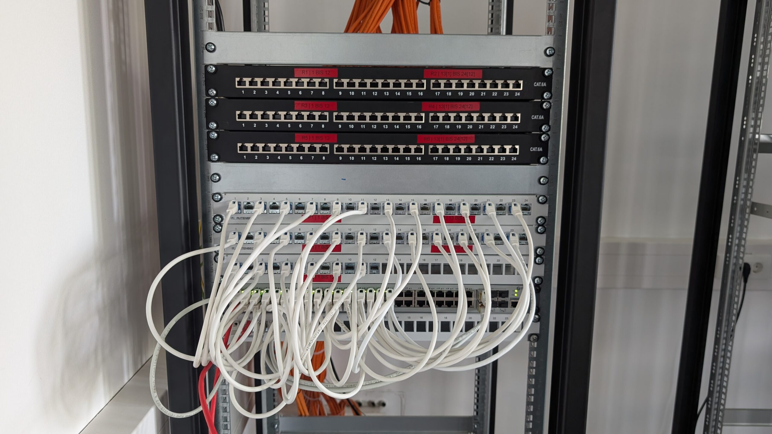 TBK Solingen Fortbildung zur Überprüfung von Netzwerkleitungen