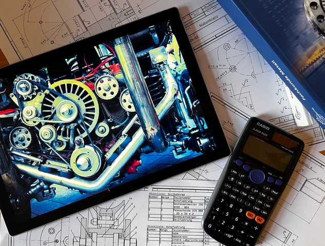 Neu: Das TBK Solingen bietet die Ausbildung zum staatlich geprüften Maschinenbautechniker in der Teilzeitform in nur drei Jahren an.